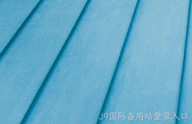 屋面用聚氨酯硬泡喷涂组合料